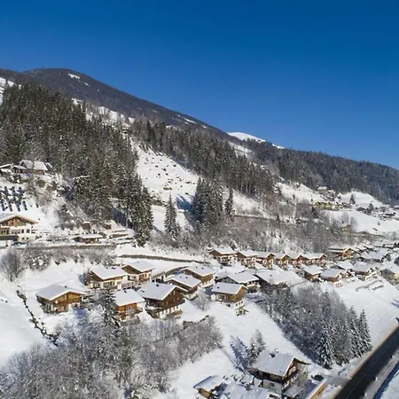Schoeneben Escape * Wald im Pinzgau